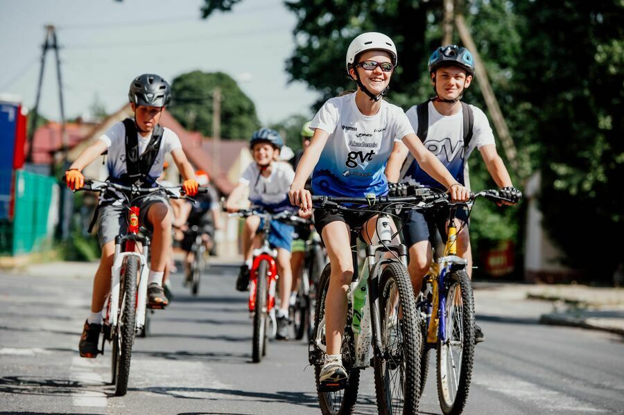 Świebodzice: Piknik kolarski