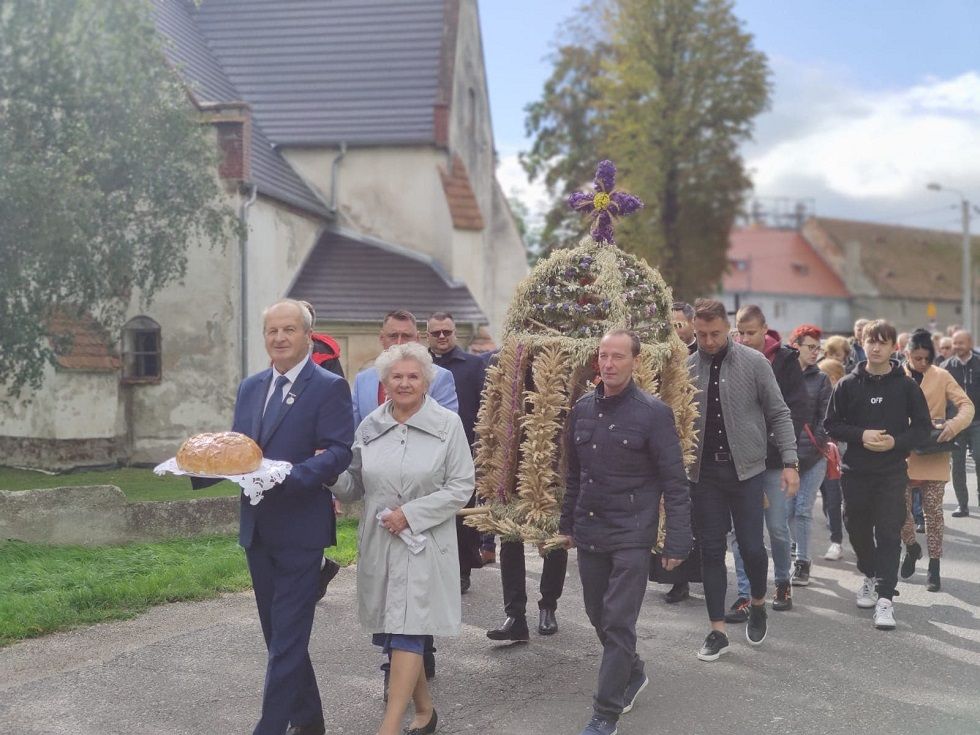 Makowice: Parafialne dożynki