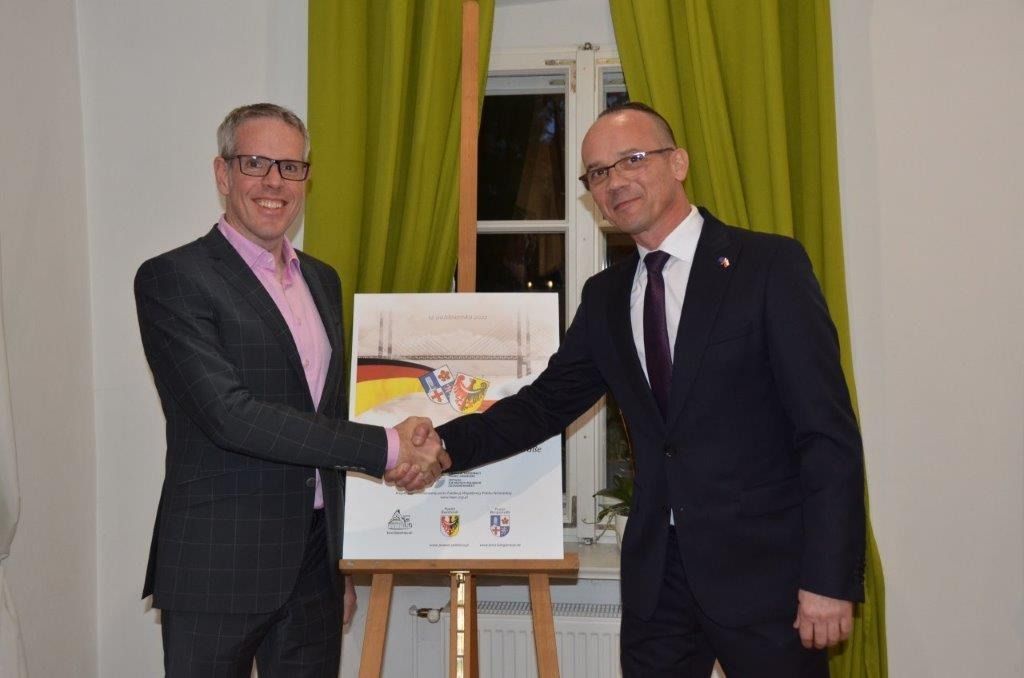 powiat świdnicki: Mosty partnerstwa