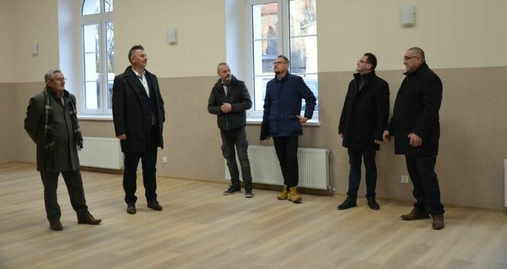Rogoźnica: Rogoźnica ze świetlicą