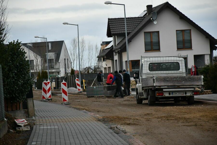 Świebodzice: Trwają prace na Fieldorfa