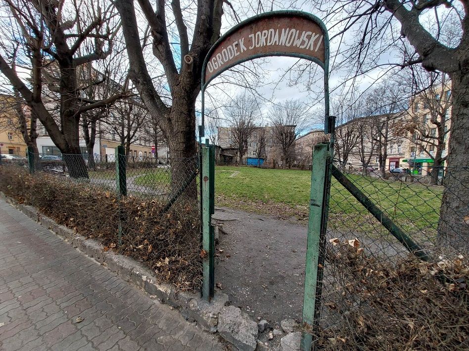 Świdnica: Ogródek do remontu