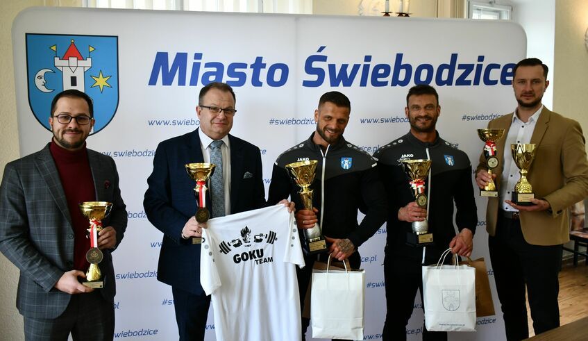 Świebodzice: Mistrzowie u burmistrza