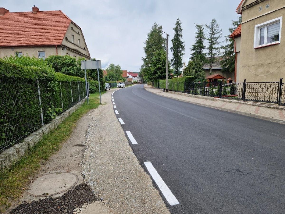Lutomia Górna: Już jest nowa nawierzchnia