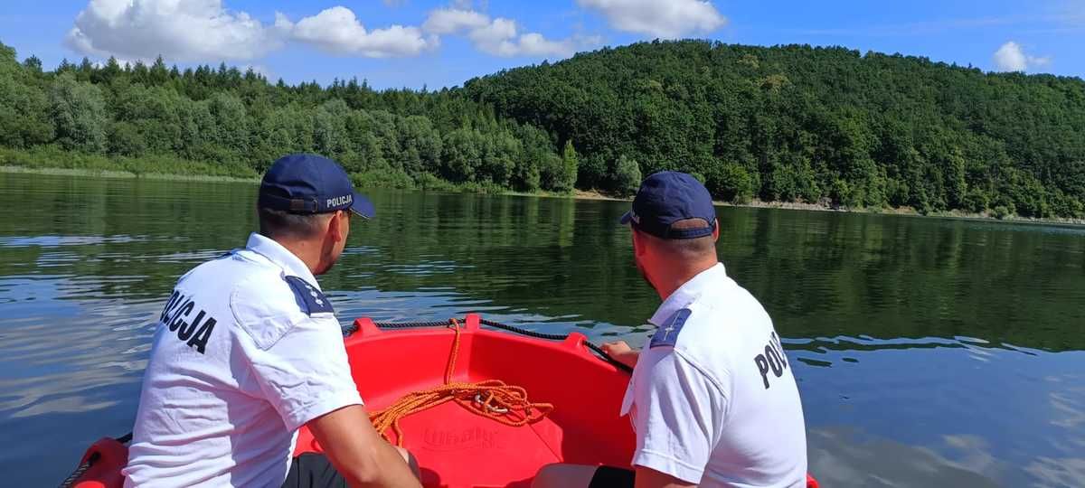 REGION: Patrolują kąpieliska