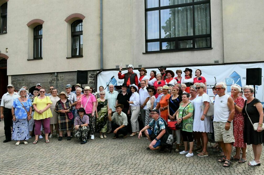 Świebodzice: Zabawa w klimacie country