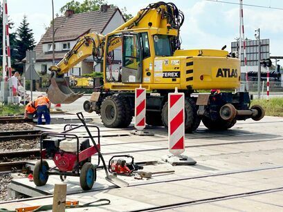Żarów: Budują przejście dla pieszych
