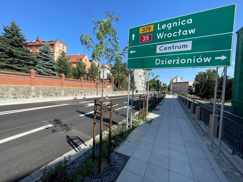 Świdnica: Jeżdżą w dwóch kierunkach