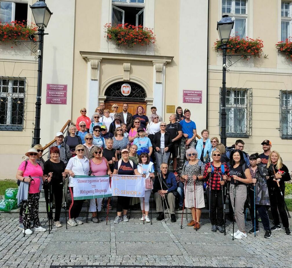 Świebodzice: Srebrny marsz
