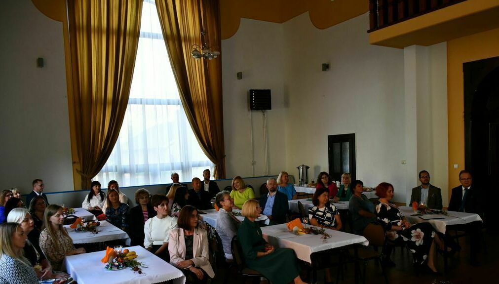 Świebodzice: Pamiętali o nauczycielach