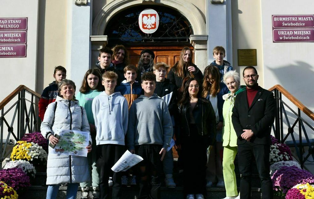 Świebodzice: Edukacyjny spacer
