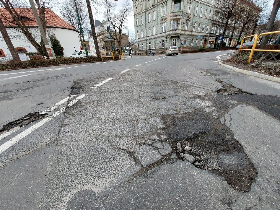 Świdnica: Remonty cząstkowe