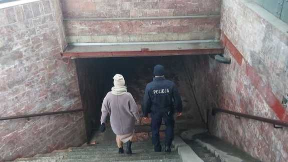 Gmina Żarów: Sprawdzają pustostany