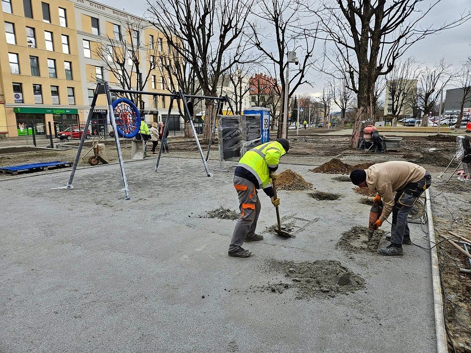 Świdnica: Prace przy Ogródku Jordanowskim