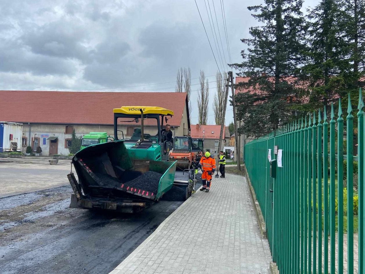 Mokrzeszów: Budują kanalizację