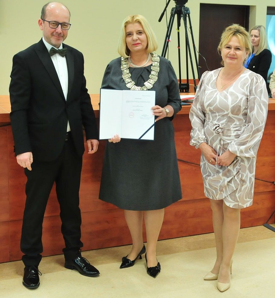 Świdnica: Prezydent kontynuuje urzędowanie