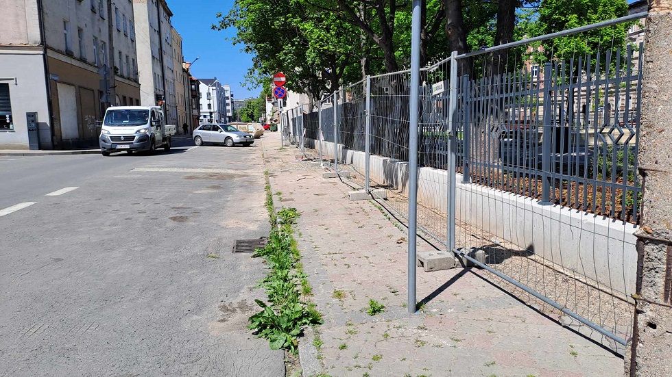 Świdnica: Chodnik do przebudowy