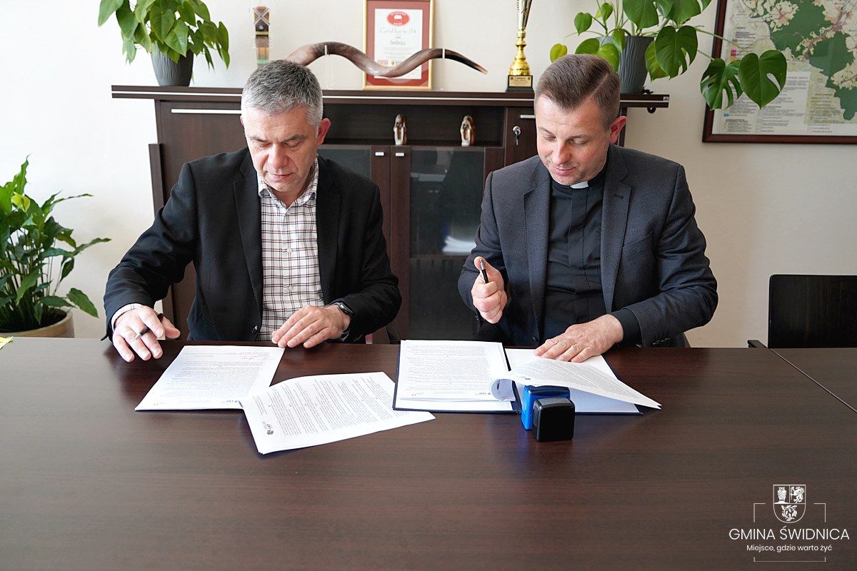 Gmina Świdnica: Blisko milion na obiekty sakralne