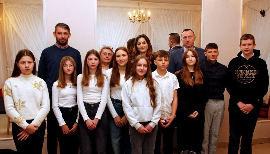 Dobromierz: Obradowała młodzież