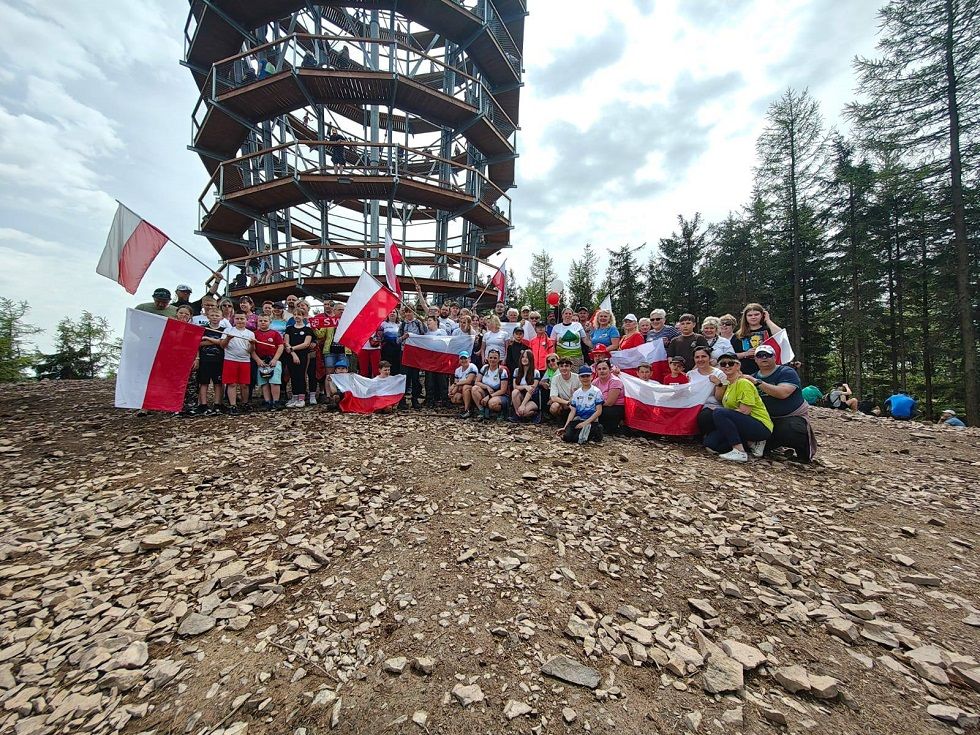 REGION: Z flagą na Dzikowiec
