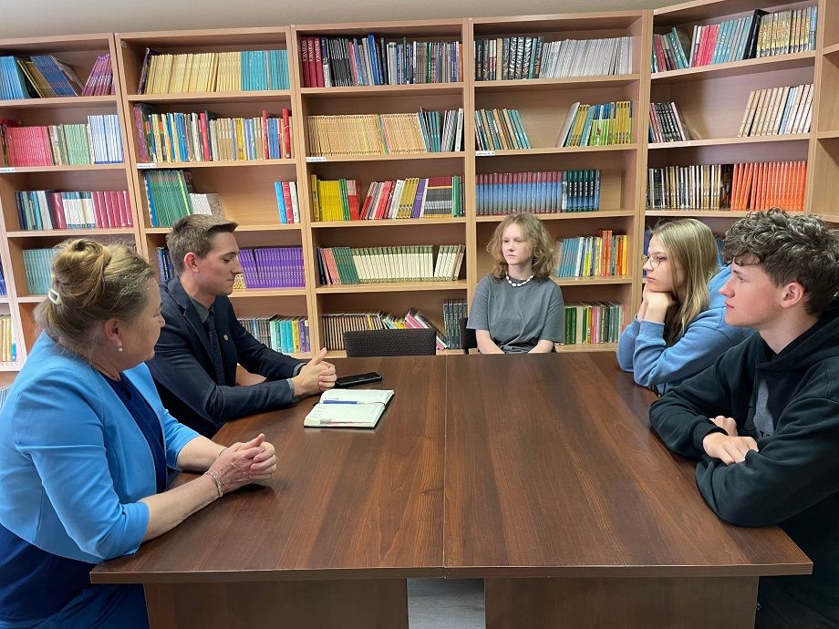 Gmina Świdnica: Spotkanie radnego z kandydatami do MRG