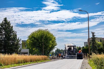 Żarów: Nowa nawierzchnia na Piastowskiej