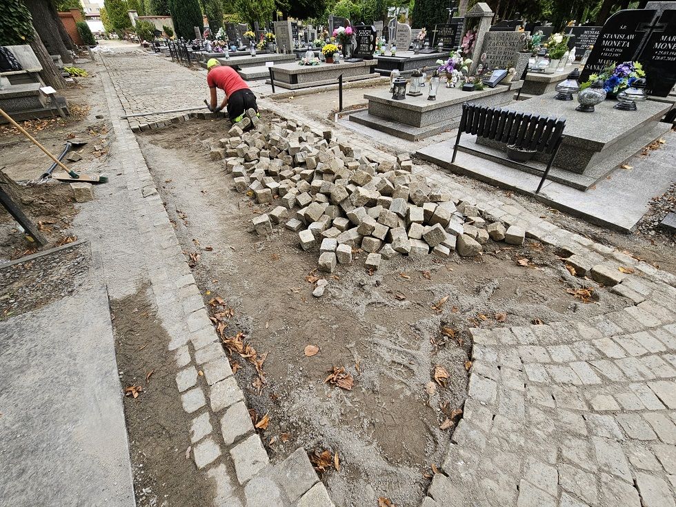 Świdnica: Zadbają o cmentarze
