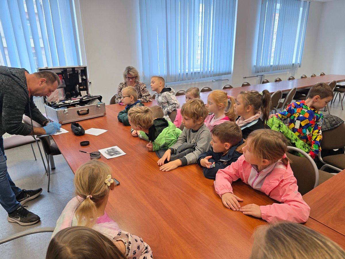 Świdnica: Przedszkolaki w komendzie