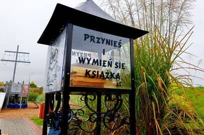 Żarów: Plenerowa biblioteczka
