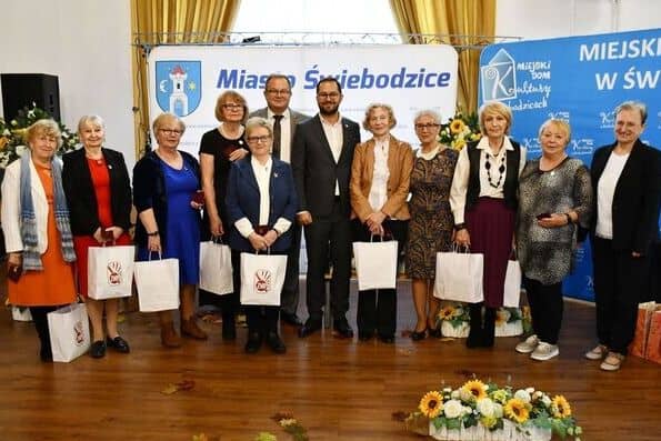 Świebodzice: Docenili pracę nauczycieli