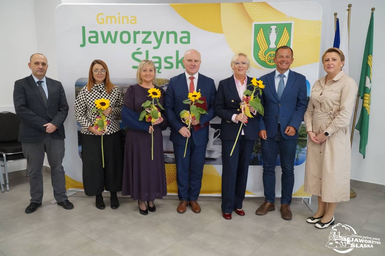 Gmina Jaworzyna Śląska: Dyrektorzy z podziękowaniami