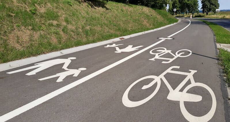 Gmina Strzegom: Kasa na ciąg pieszo–rowerowy