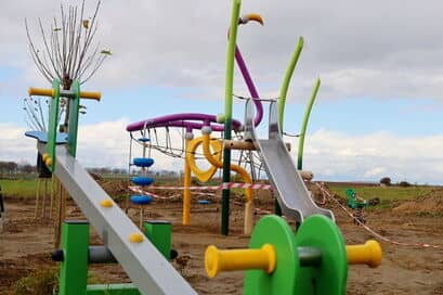 Mikoszów: Nowy plac zabaw