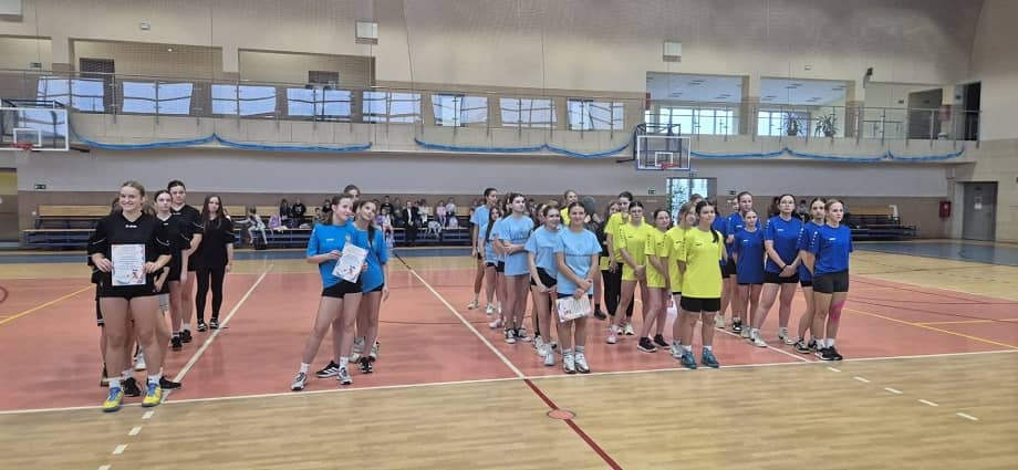 Gmina Świdnica: Koszykarska liga szkół