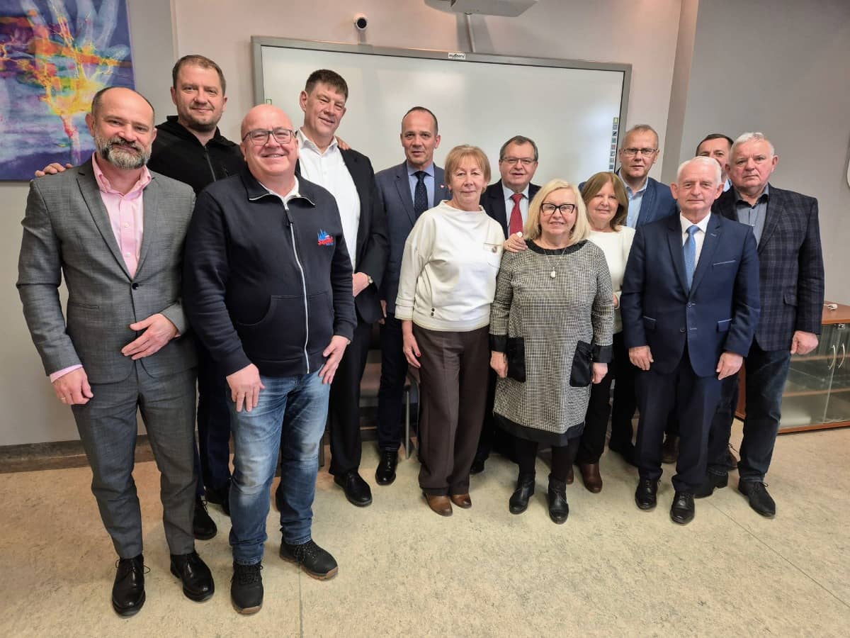 powiat świdnicki: O rynku pracy