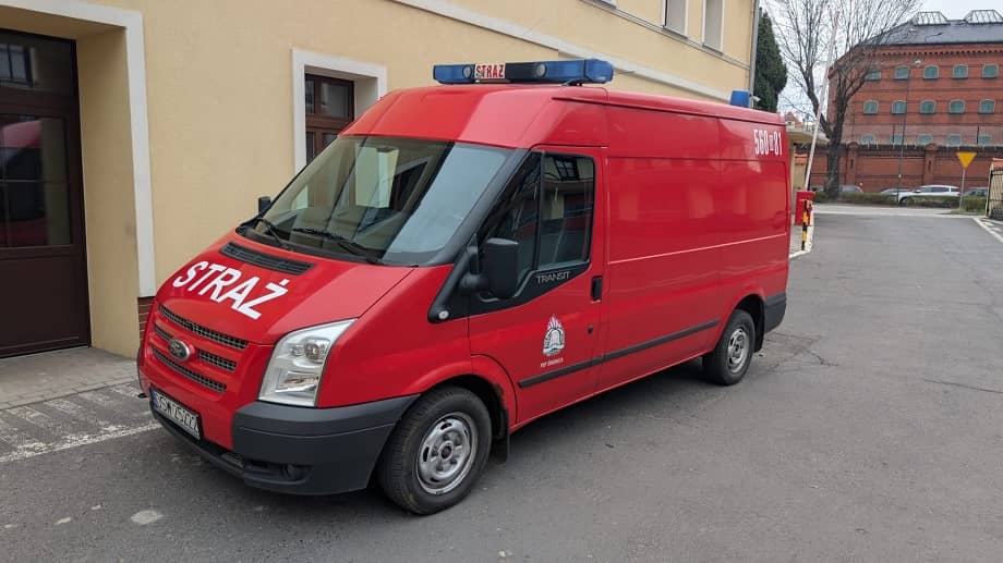 Mokrzeszów: Przekazanie wozu do OSP Mokrzeszów