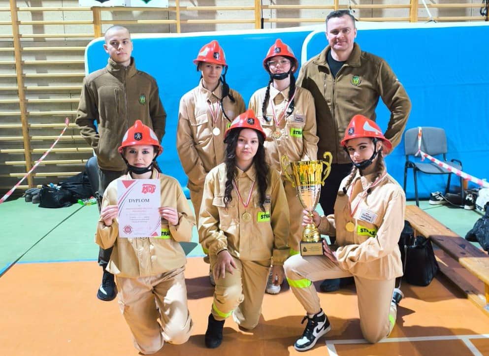 Gmina Jaworzyna Śląska: Dziewczęta z OSP Jaworzyna Śląska najlepsze w powiecie