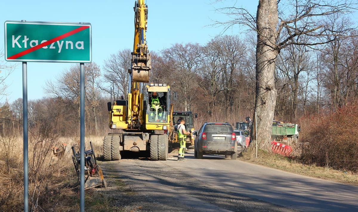 Kłaczyna: Prace przy budowie kanalizacji