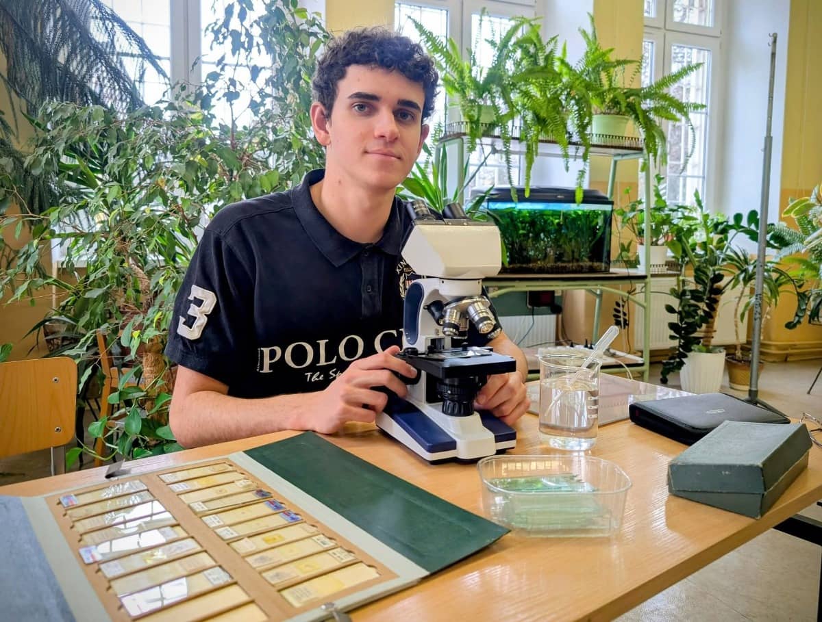 Świdnica: Biologię ma w małym palcu