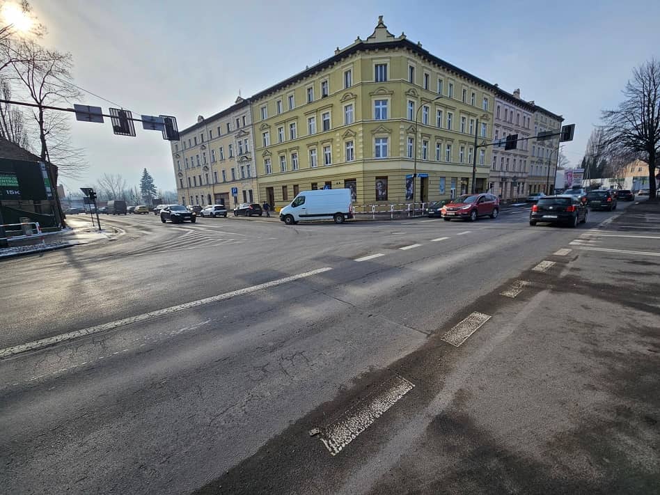 Świdnica: Prawie 5 mln zł na rozbudowę skrzyżowania