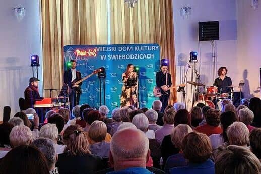 Świebodzice: Magiczny wieczór w MDK
