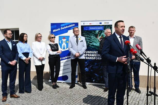 Świebodzice/REGION: Miliony złotych na modernizację budynków