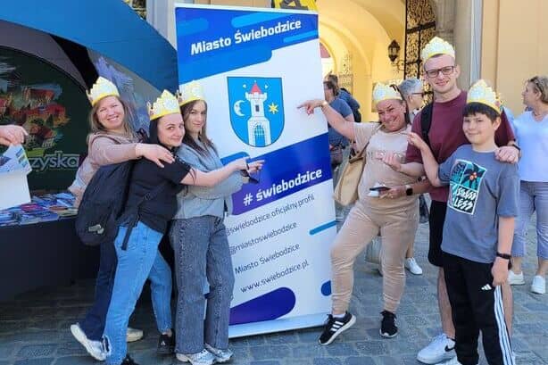 Świebodzice/REGION: Świebodzice zachwyciły podczas Festiwalu Kwiatów i Sztuki!