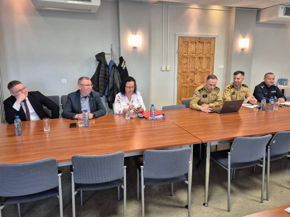 powiat świdnicki: Radziła komisja