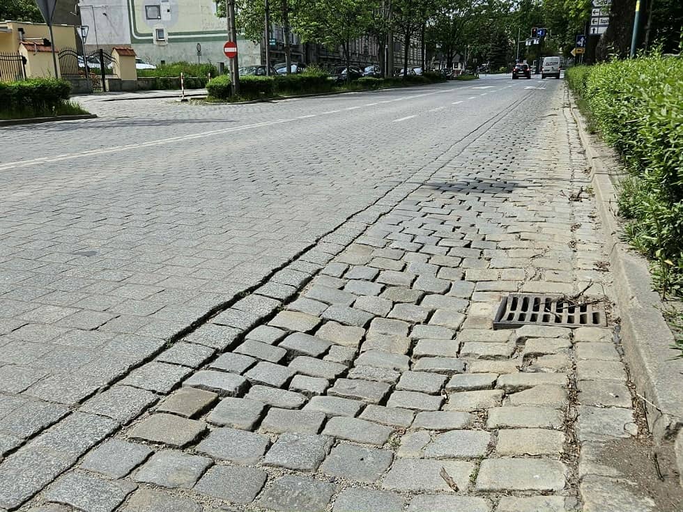 Świdnica: 10 firm chce przebudować Aleję Niepodległości